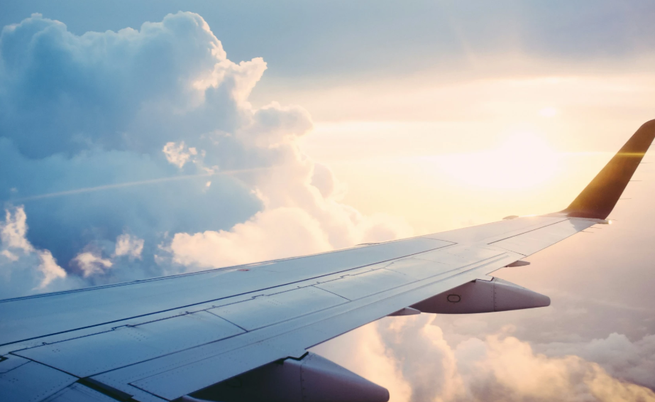 What Time to Book Flights for Maximum Discounts