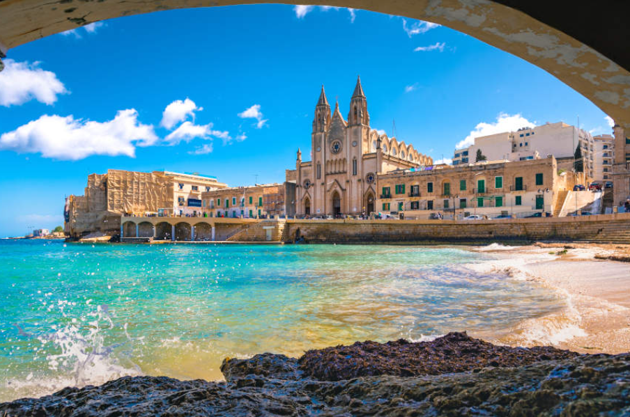 10 Breathtaking Travel Destinations Worth Visiting in 2025