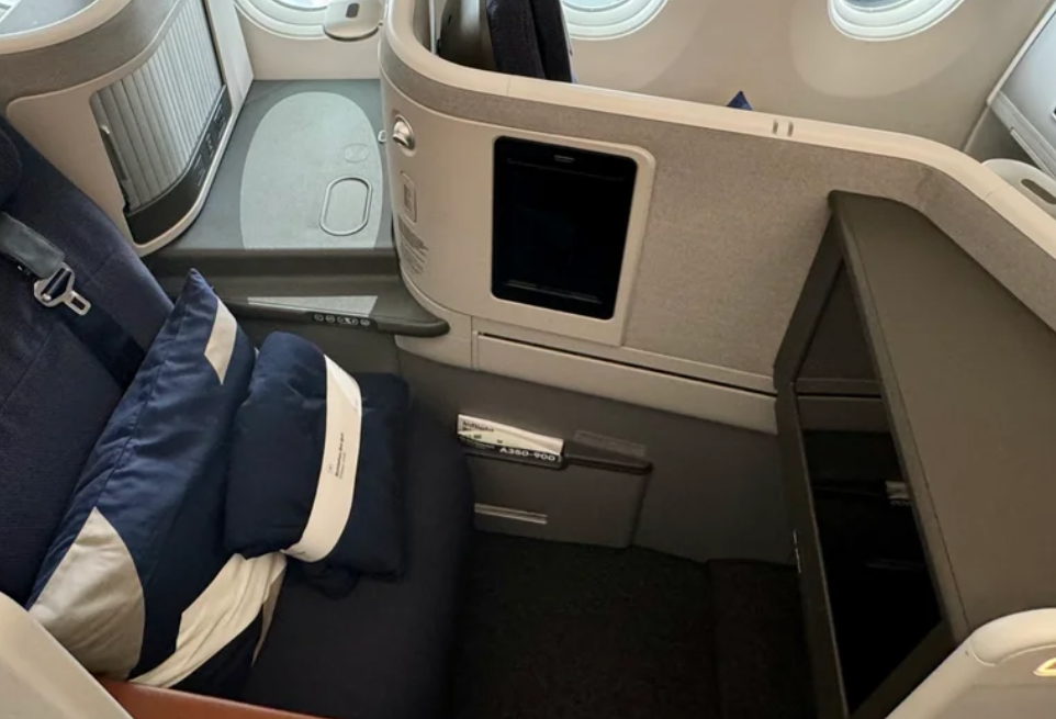 How to Get Free Upgrades on Your Next Flight